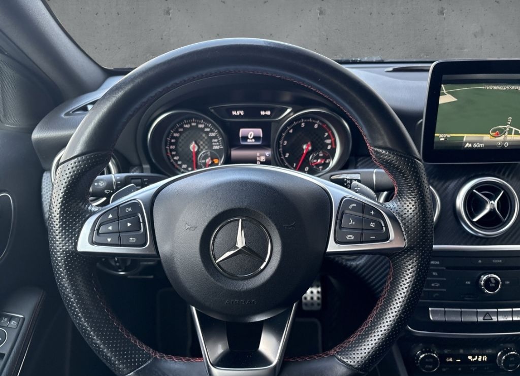 Mercedes-Benz A 220 AMG Line 4Matic StandHeiz Distron Navi foto 11