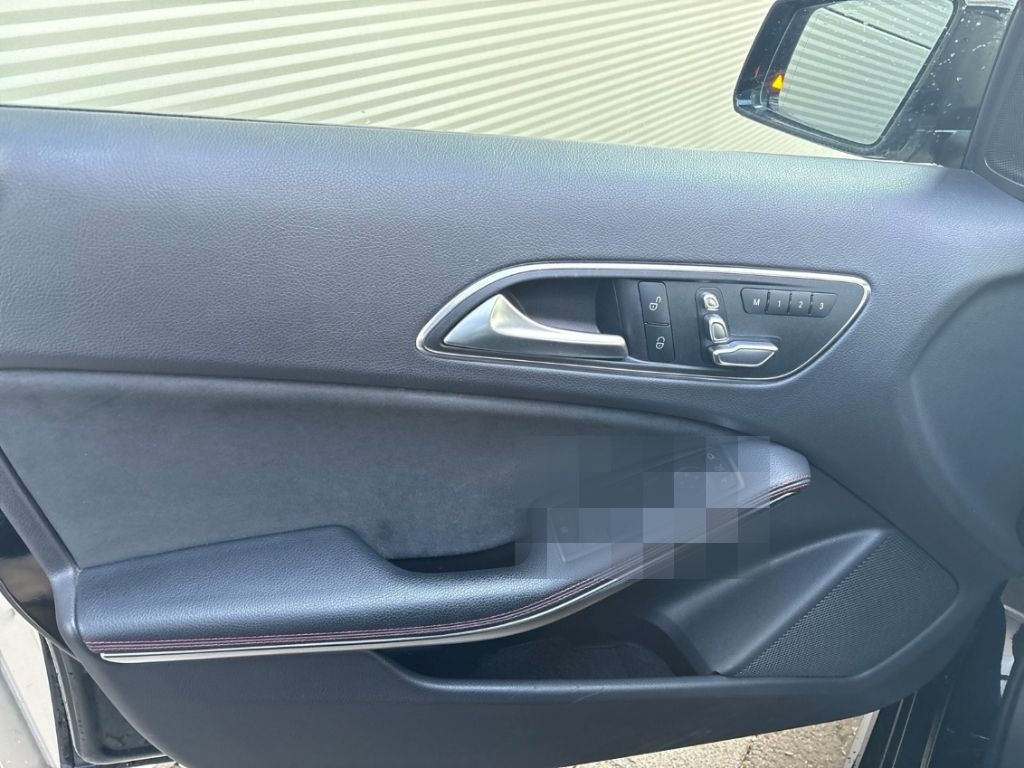 Mercedes-Benz A 220 AMG Line 4Matic StandHeiz Distron Navi foto 17