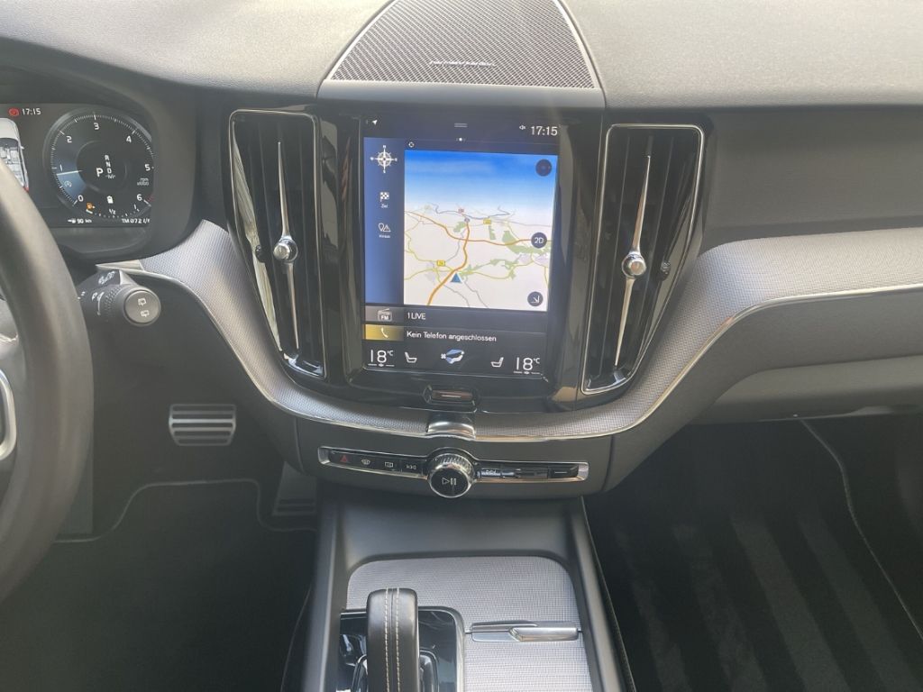 Volvo XC60 R Design B5 (Diesel) AWD R-Design H&K AHK L foto 12