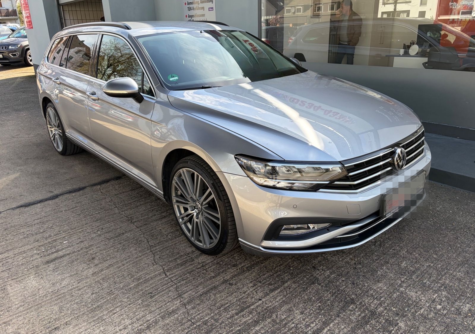 Volkswagen Passat Variant 1.5 DSG+AHK+Navi+CarPlay+LM+WR foto 2