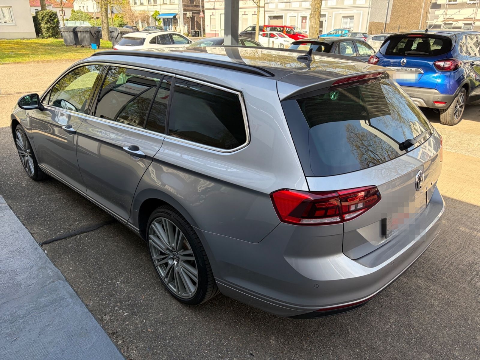 Volkswagen Passat Variant 1.5 DSG+AHK+Navi+CarPlay+LM+WR foto 7
