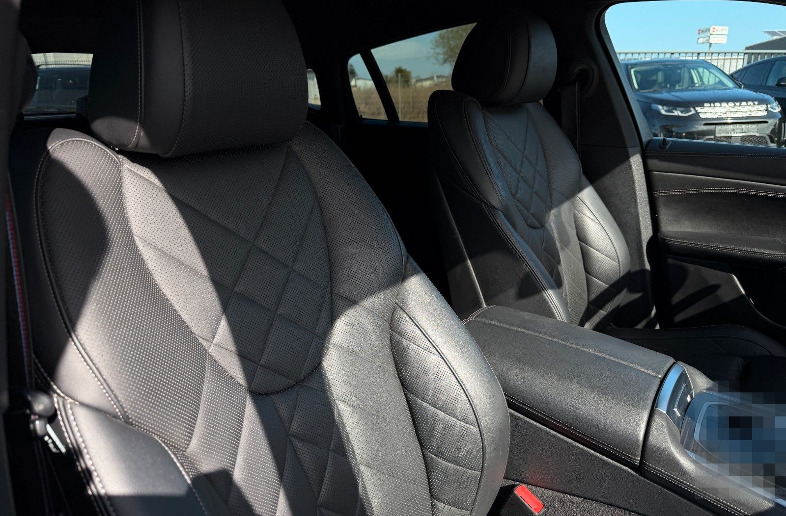 BMW X6 40i xDrive M Sport*R22 foto 12
