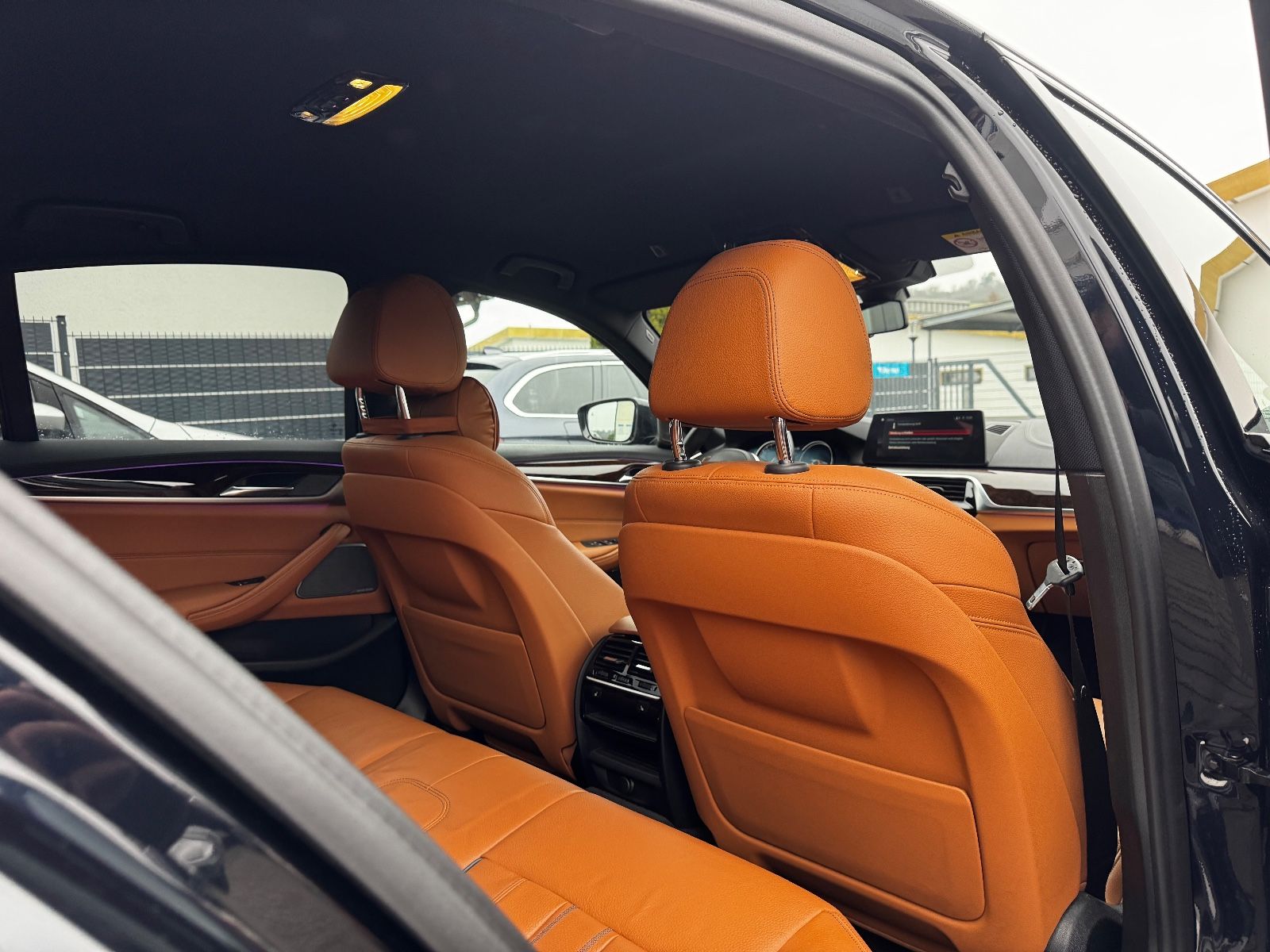 BMW 530 5 Limousine 530 i M Sport Leder Head up foto 23