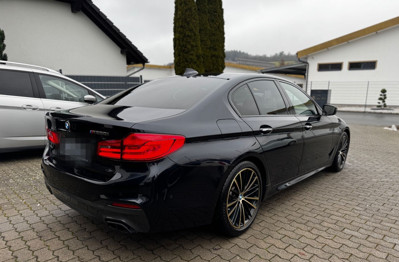 BMW 530 5 Limousine 530 i M Sport Leder Head up foto 5