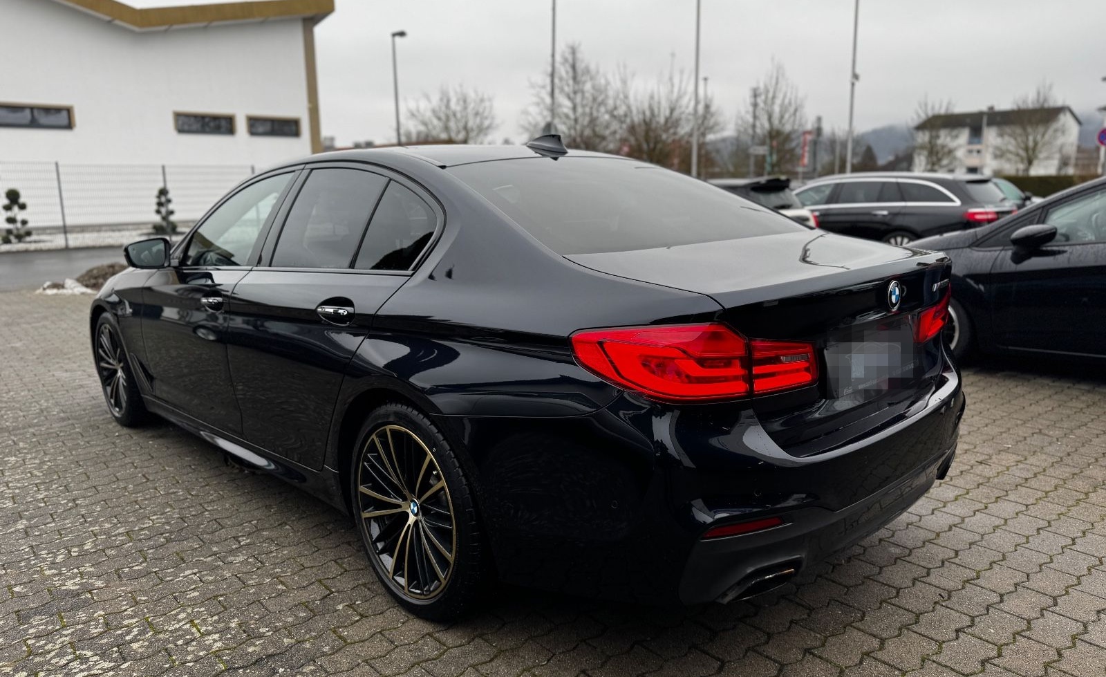 BMW 530 5 Limousine 530 i M Sport Leder Head up foto 6