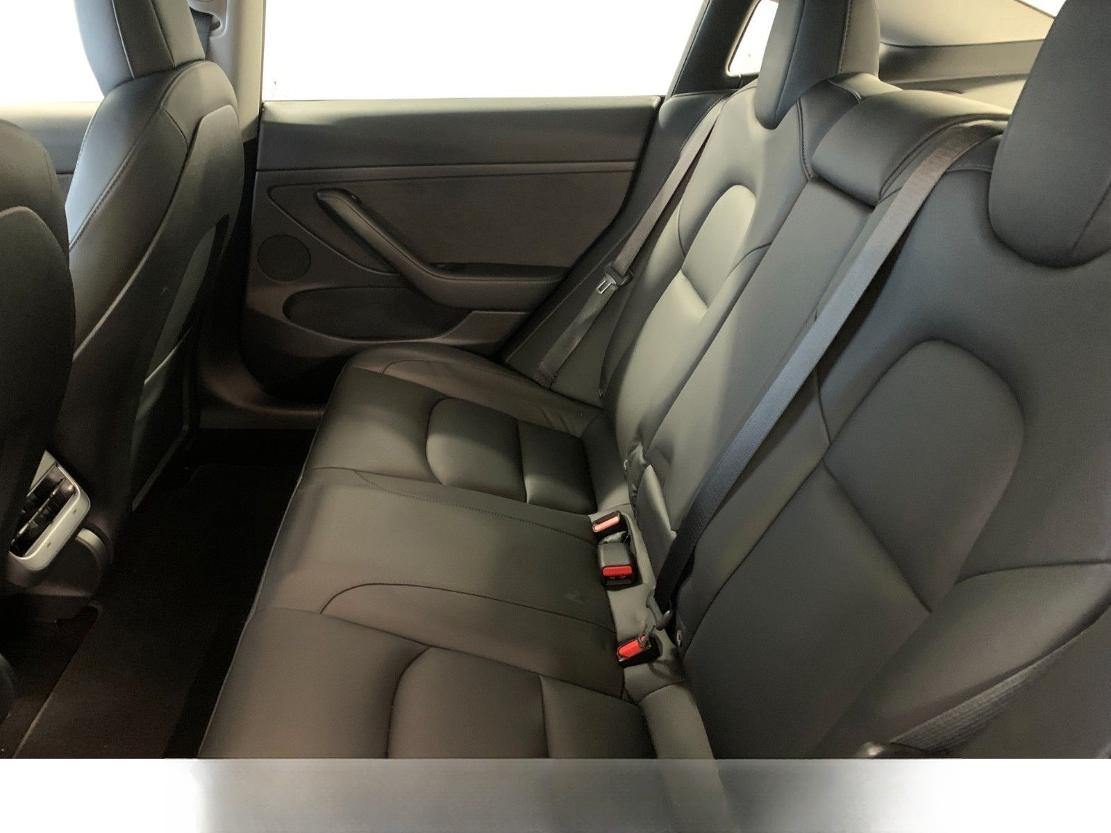 Tesla Model 3 Dual AWD Wärmepumpe Autopilot 3 Kam Pano foto 9