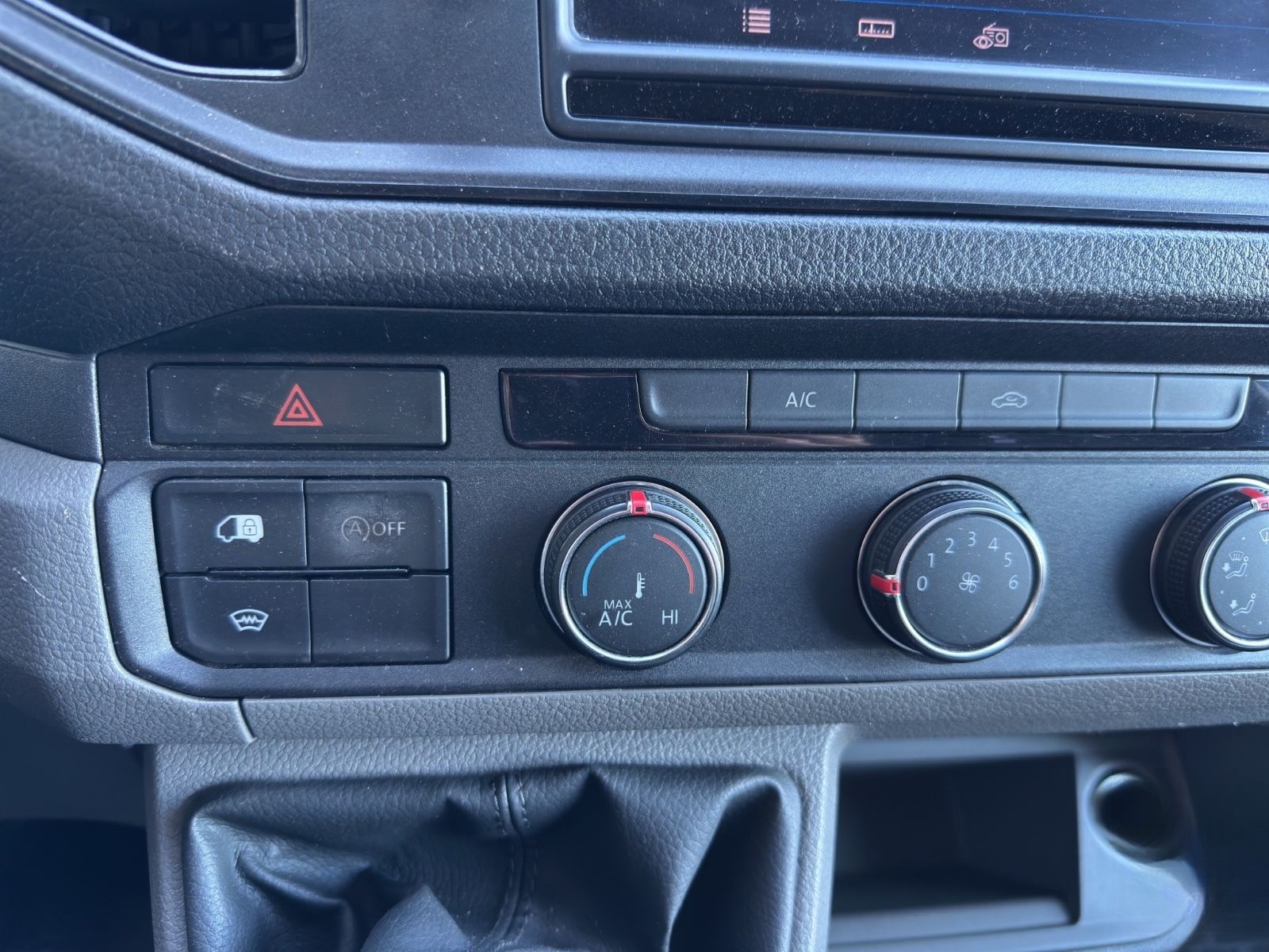 Volkswagen Crafter 2.0 TDI*XENON-LED*R.KAM*TEMPO*KLIMA* foto 24