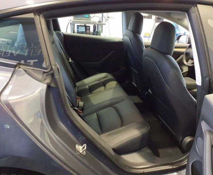 Tesla Model 3 Dual AWD Wärmepumpe Autopilot-3 Ryzen foto 4