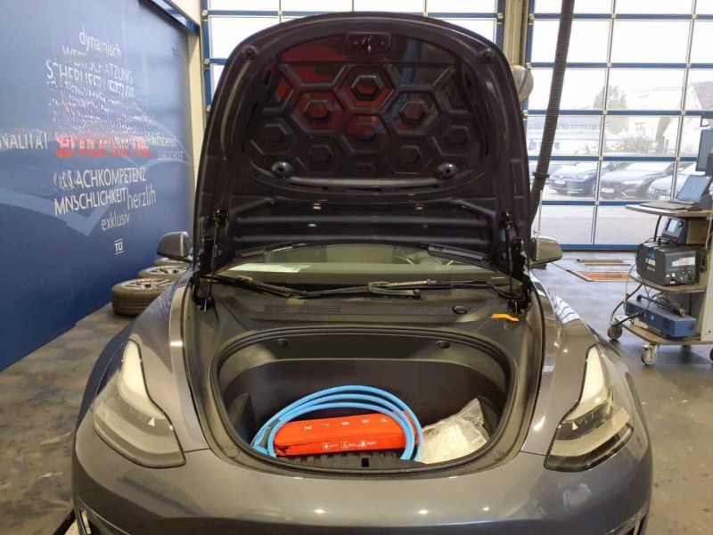 Tesla Model 3 Dual AWD Wärmepumpe Autopilot-3 Ryzen foto 8