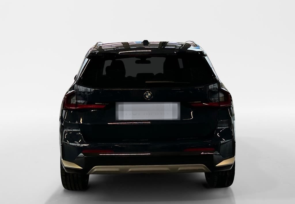 BMW X1 xDrive23i Premiumpaket PANO KAM LED AHK foto 5