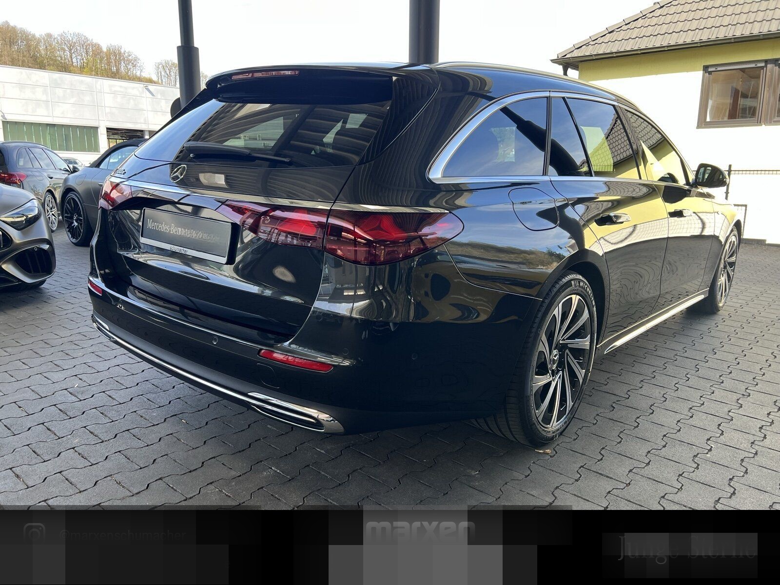 Mercedes-Benz E 300 e T EXCLUSIVE Superscreen+AHK+Burm4D+Prem foto 4