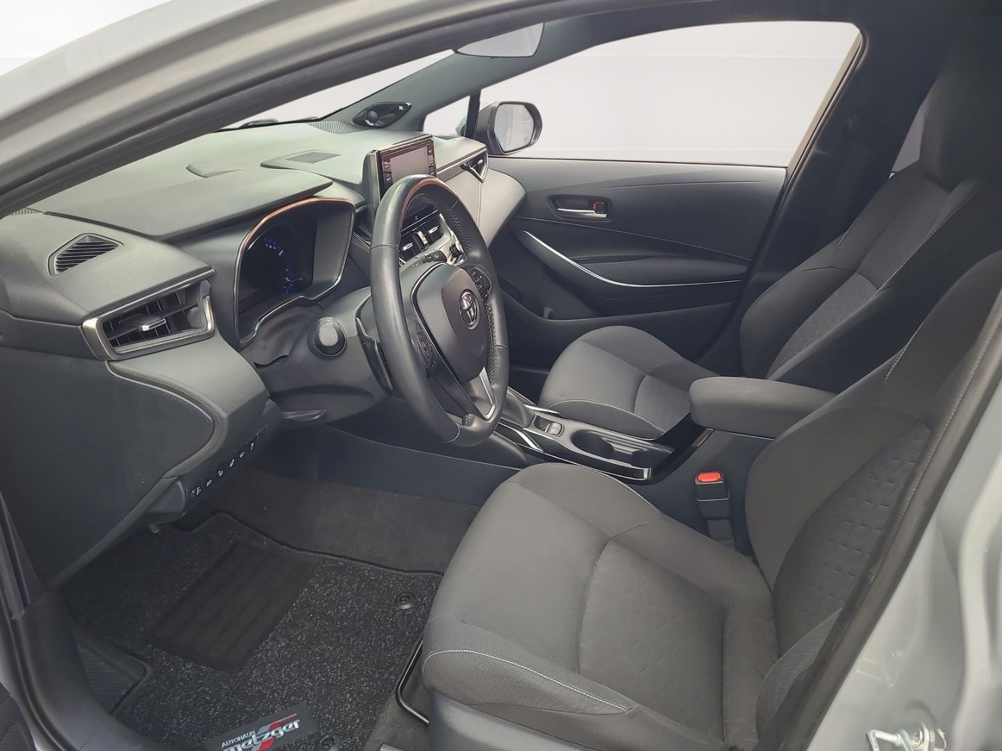 Toyota Corolla 2.0l Hybrid Club +JBL +PDC +Sitzheizung  foto 8