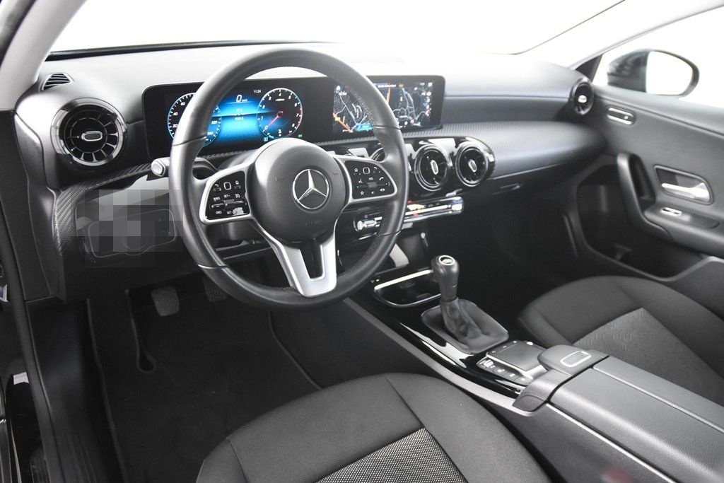 Mercedes-Benz A 180 *1.Hand*Widescreen*SHZ*Navi* foto 25