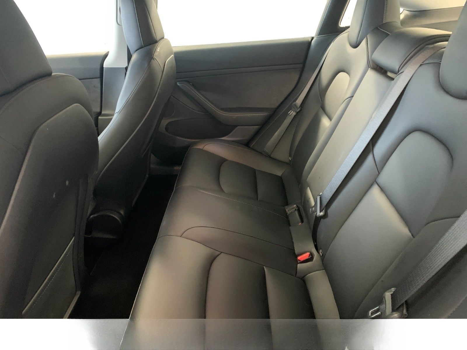 Tesla Model 3 LED Wärmepumpe Ryzen Shanghai Autopilot3 foto 9