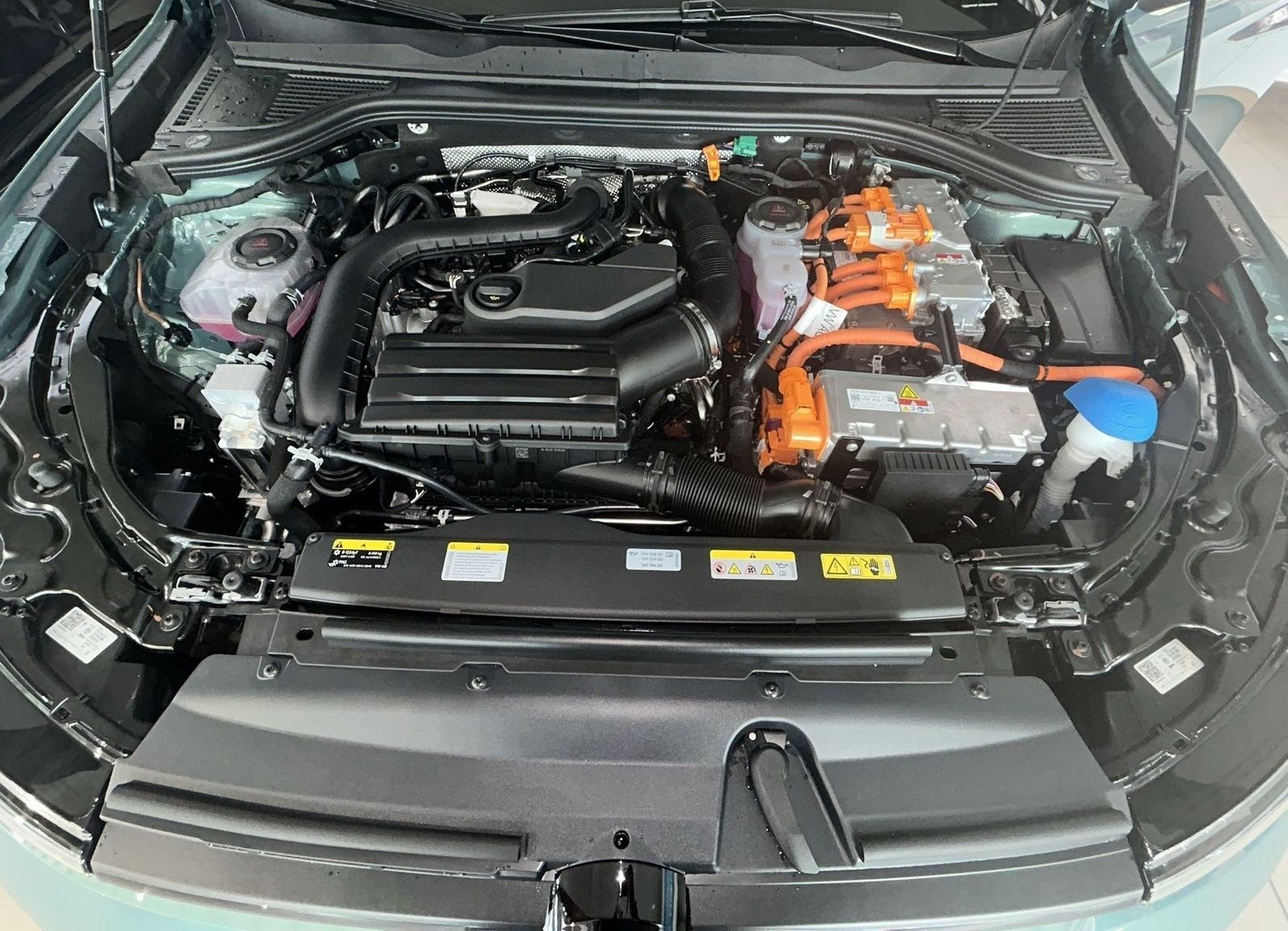Volkswagen Passat 1.5 eHybrid DSG OPF Business Premium DCCP foto 21