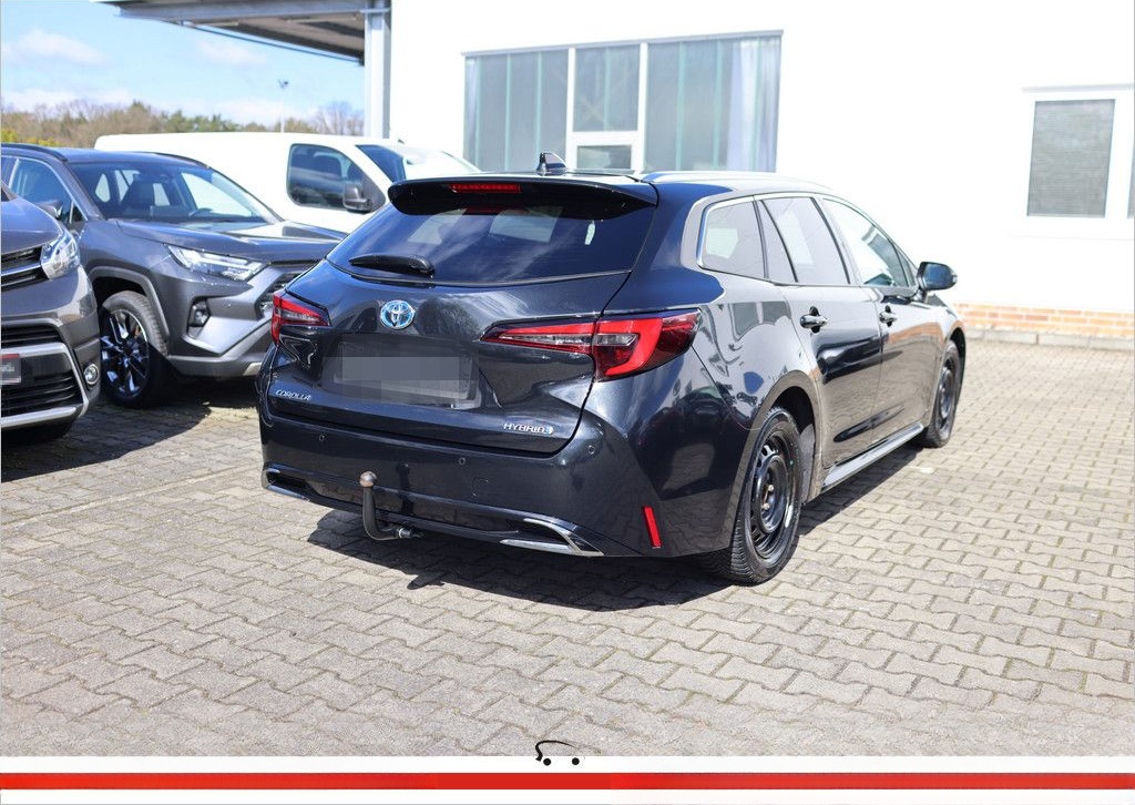 Toyota Corolla Touring Sports 2.0 Hybrid Team D foto 2