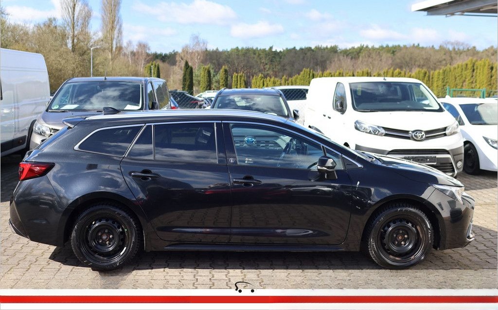 Toyota Corolla Touring Sports 2.0 Hybrid Team D foto 4