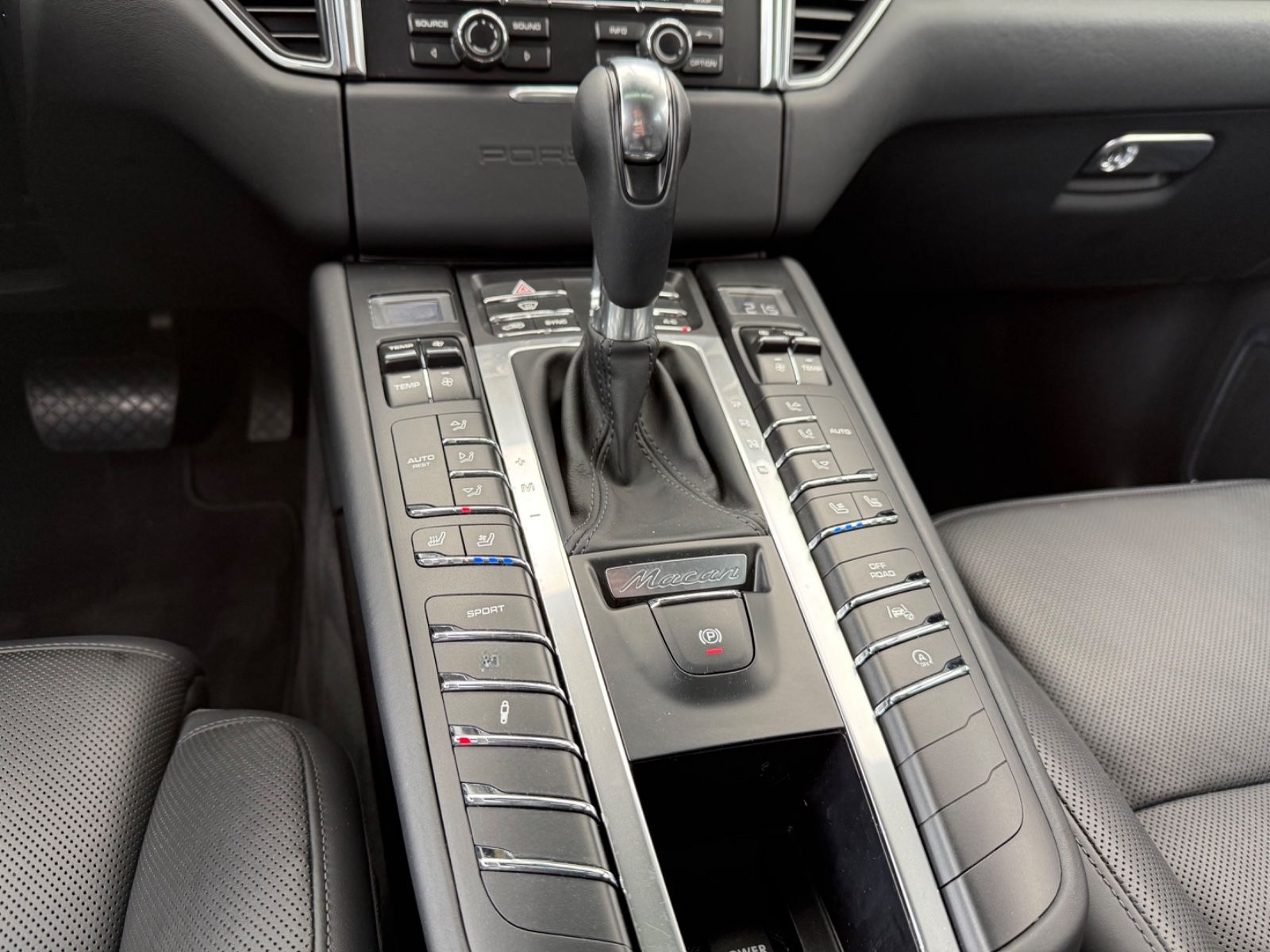Porsche Macan S Diesel*ACC*18WG*SPCHRONO*PANO*SPUR*TOWI foto 22