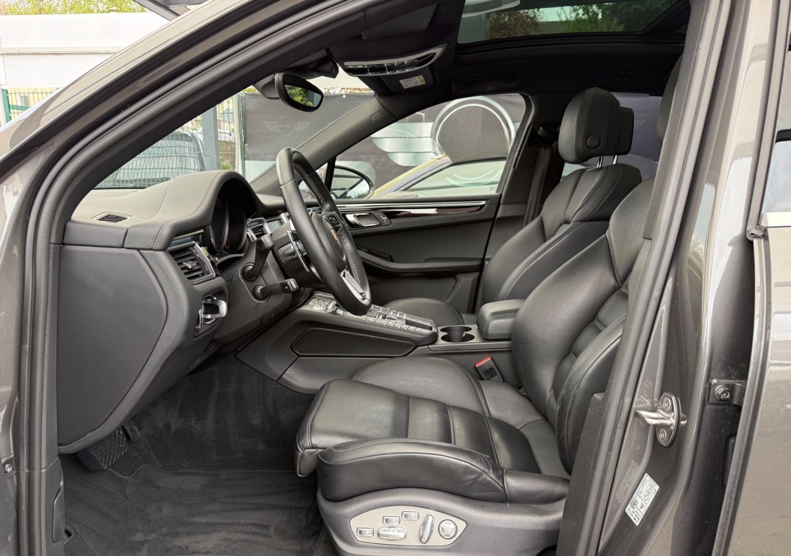 Porsche Macan S Diesel*ACC*18WG*SPCHRONO*PANO*SPUR*TOWI foto 7