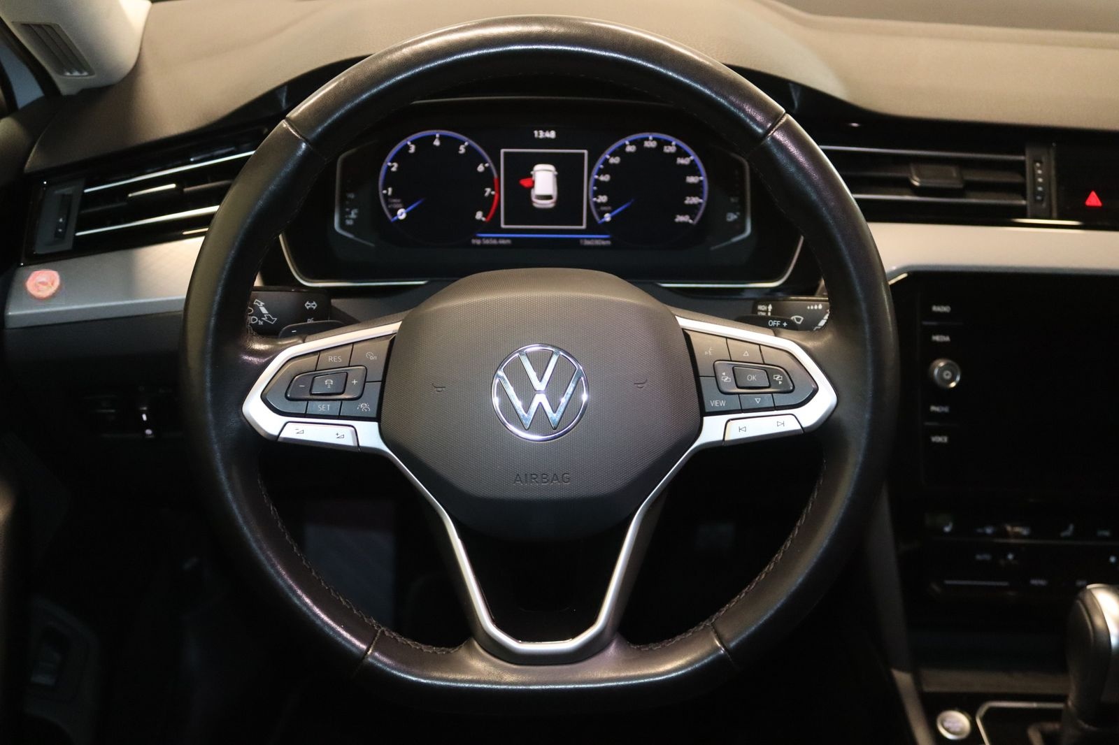 Volkswagen Passat Var. 1.5 Business-Virt.-NAV-360°-AHK-LED- foto 12