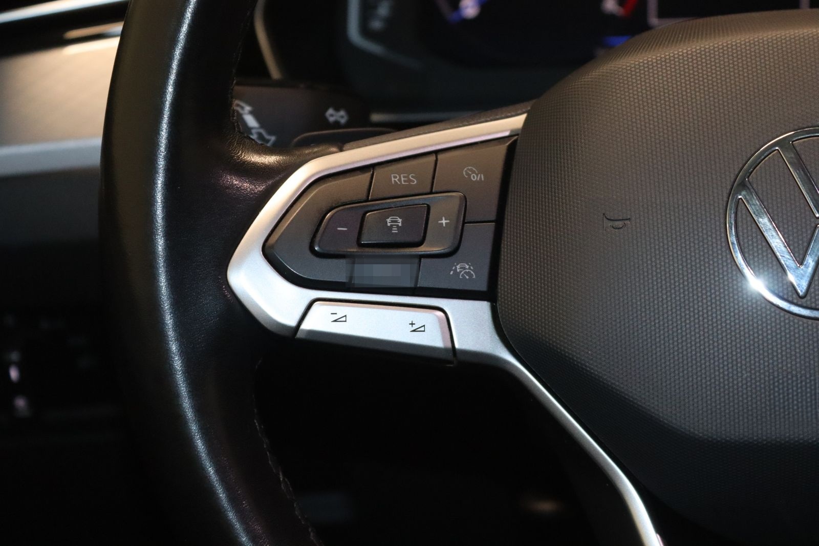 Volkswagen Passat Var. 1.5 Business-Virt.-NAV-360°-AHK-LED- foto 13