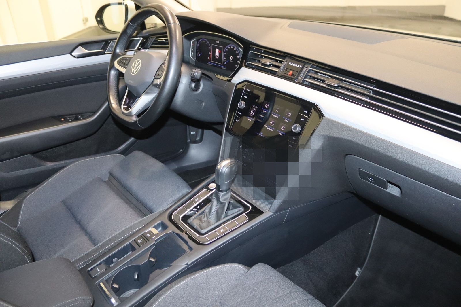 Volkswagen Passat Var. 1.5 Business-Virt.-NAV-360°-AHK-LED- foto 18