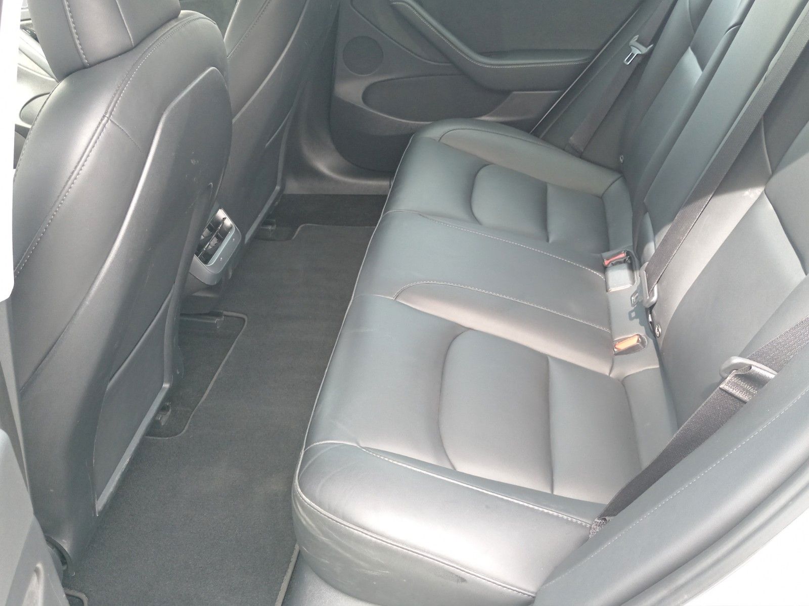 Tesla Model 3 Long Range Dual AWD foto 15