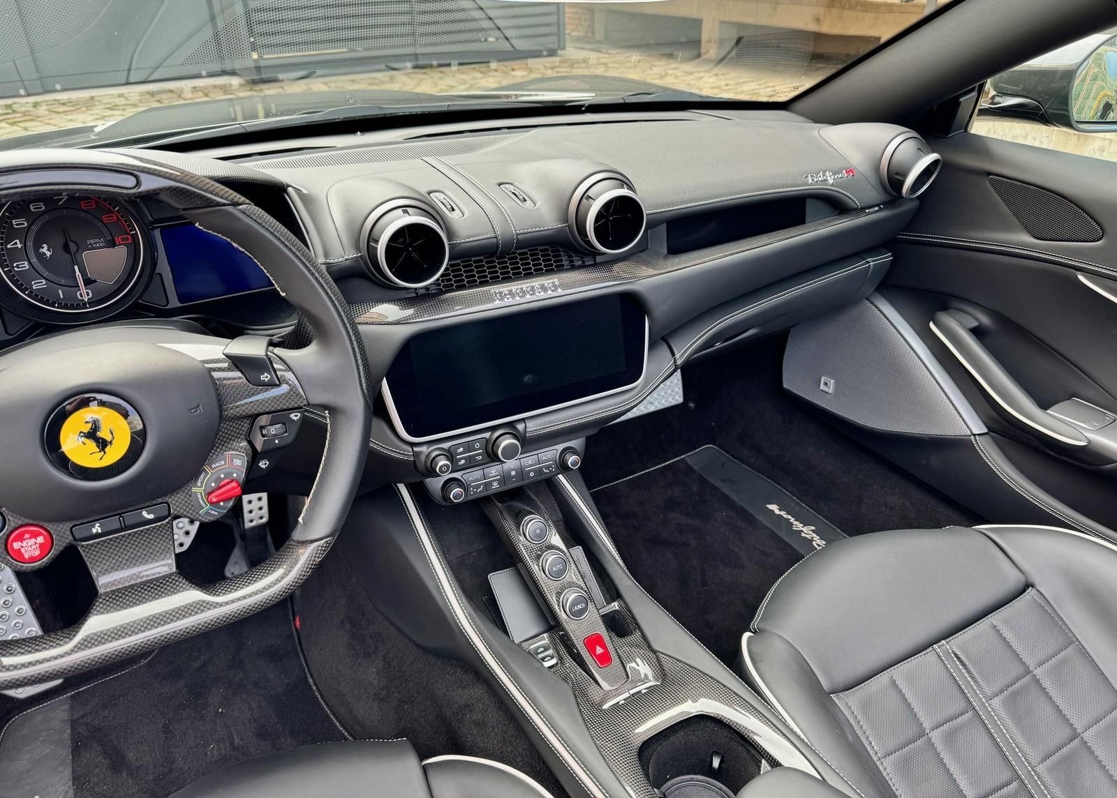 Ferrari Portofino M foto 13