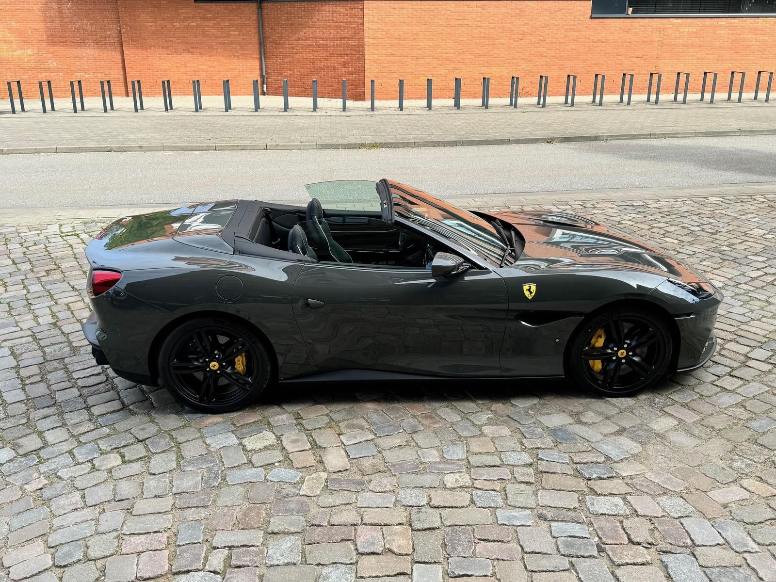 Ferrari Portofino M foto 15