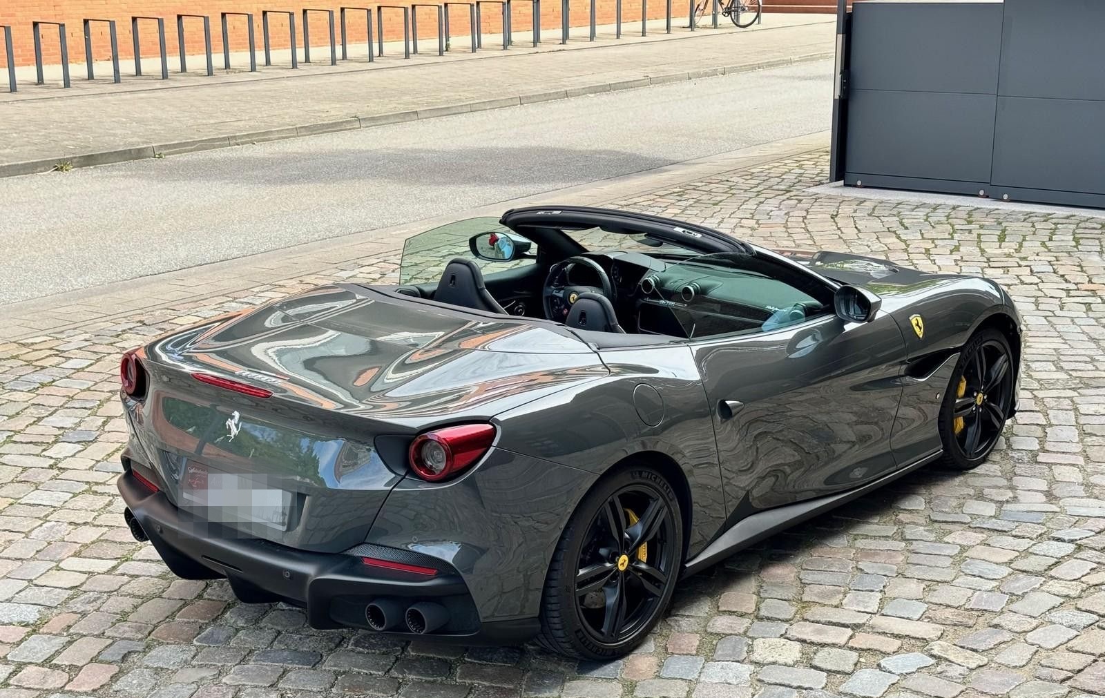Ferrari Portofino M foto 5