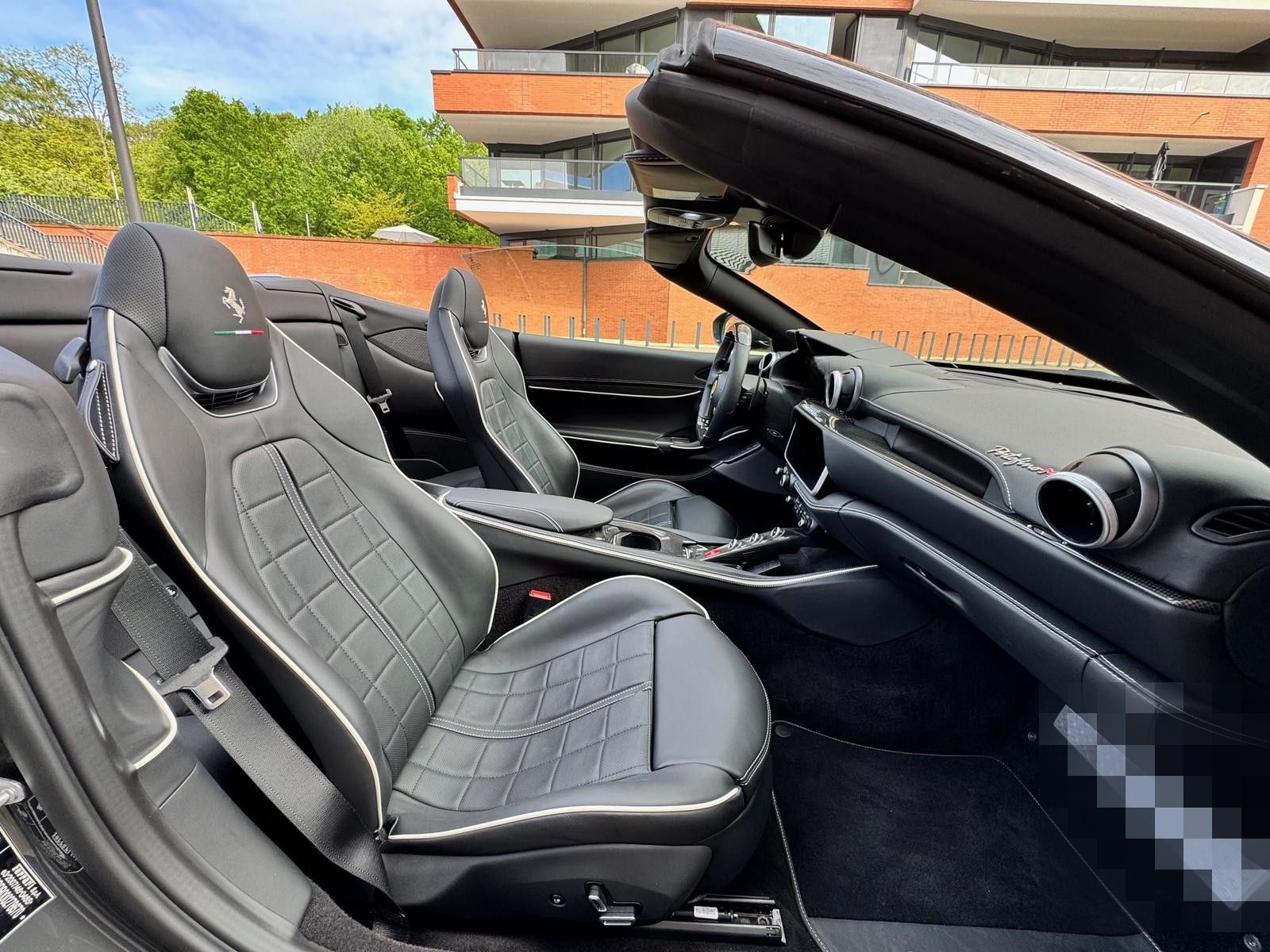 Ferrari Portofino M foto 8