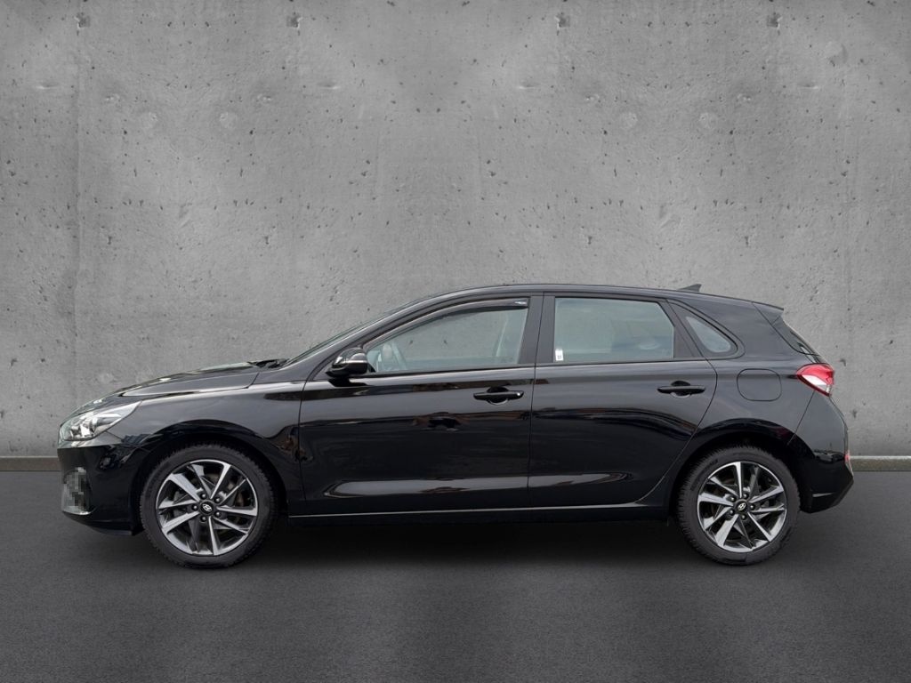 Hyundai i30 FL 5-Trg 1.5 T-Gdi DCT 48V TREND Navigations foto 2