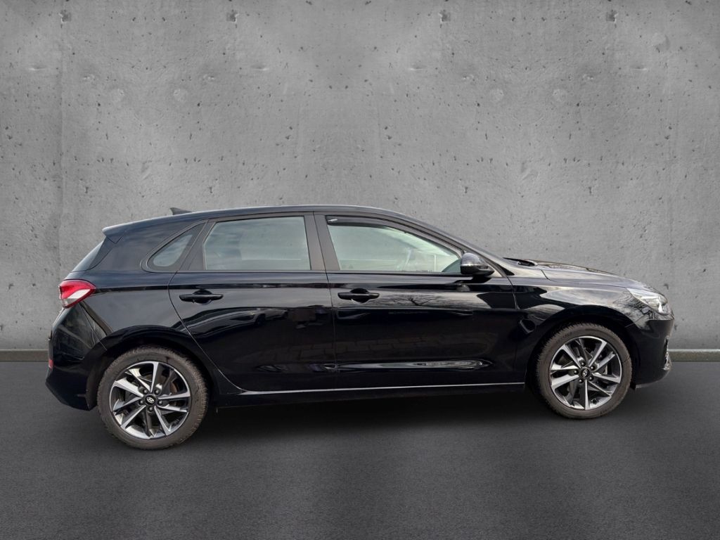 Hyundai i30 FL 5-Trg 1.5 T-Gdi DCT 48V TREND Navigations foto 5