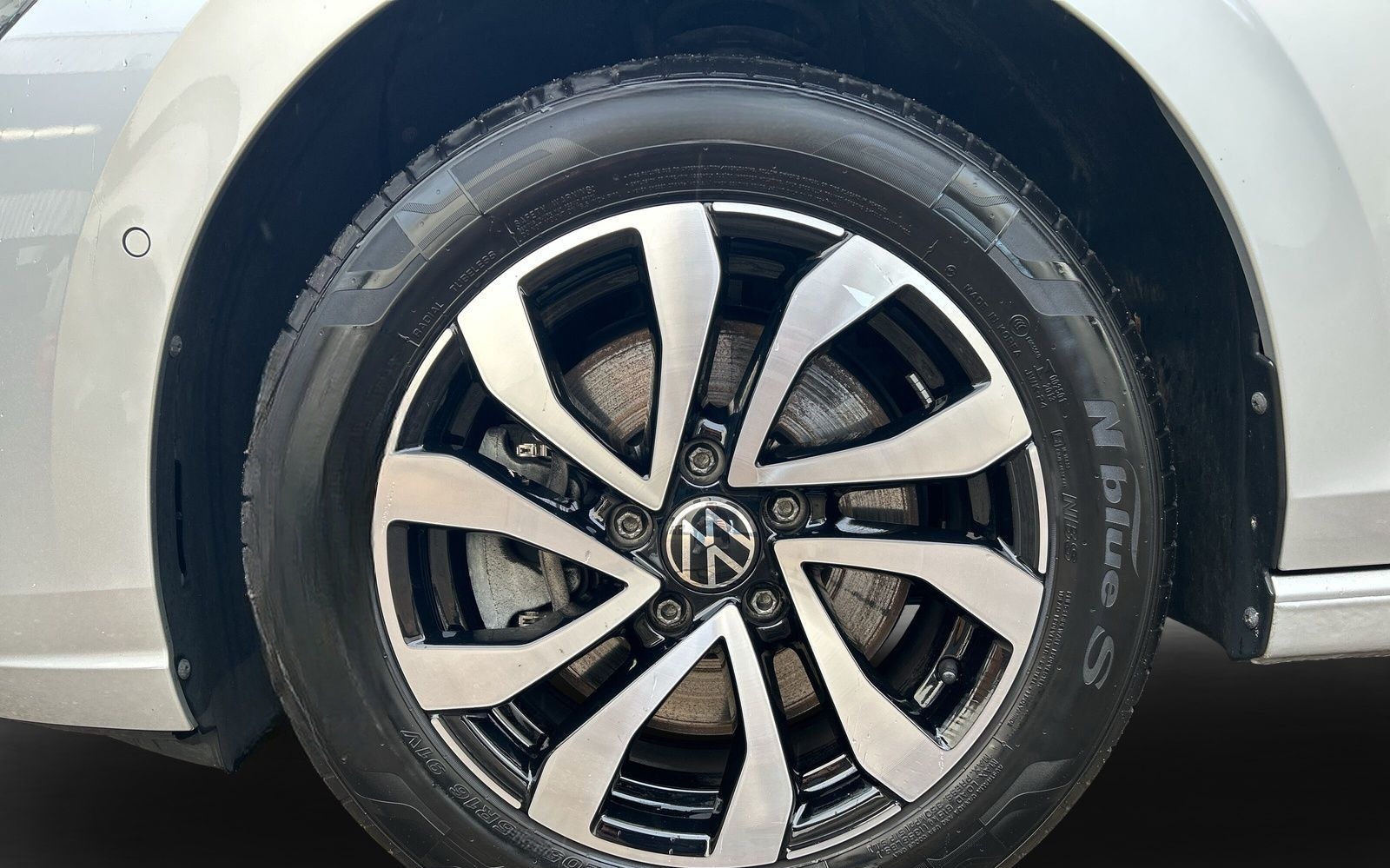 Volkswagen Golf VIII Variant 2.0 TDI Active LED+NAVI+ACC foto 6