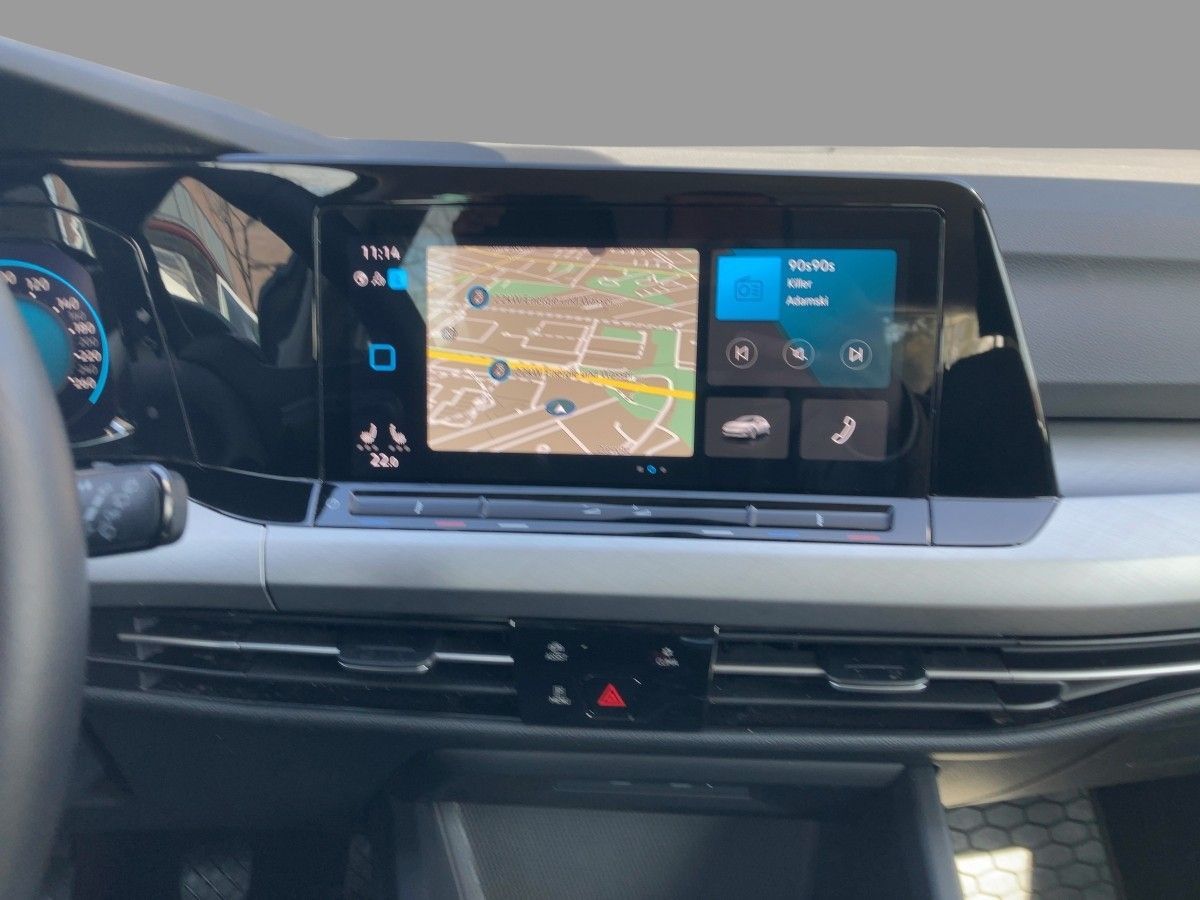 Volkswagen Golf VIII 1.5 TSI Life LED Navi ACC AZV Connect foto 11
