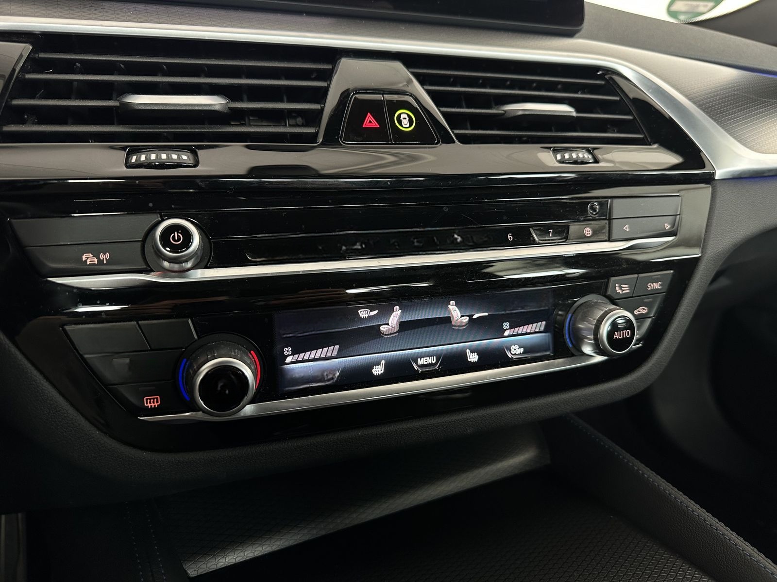 BMW 530 d M Sport VIRTUAL| LIVE COCKPIT PRO| 20 ZOLL foto 22