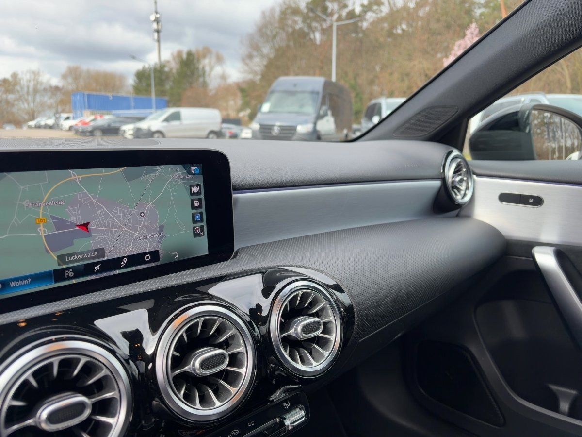 Mercedes-Benz A 220 AMG/PanoDa/Night/LED/R-Kamera/Soundsystem foto 15
