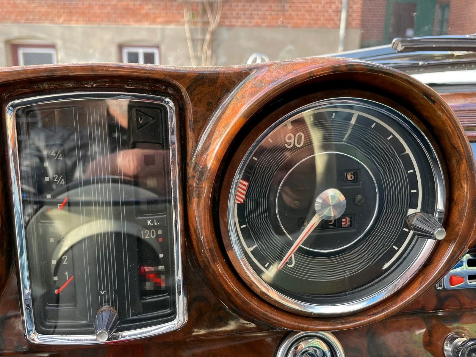 Mercedes-Benz 220 foto 16