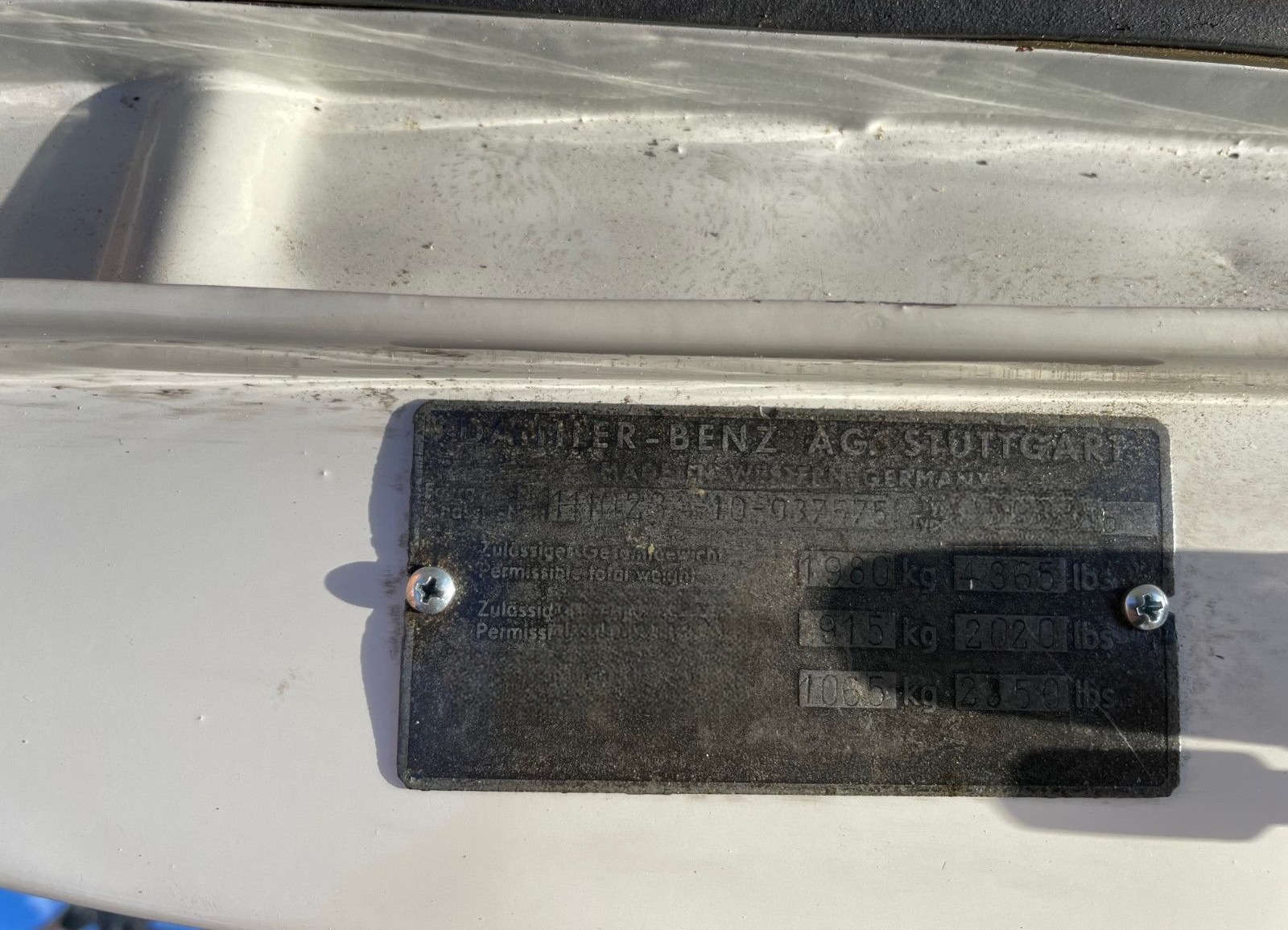 Mercedes-Benz 220 foto 24