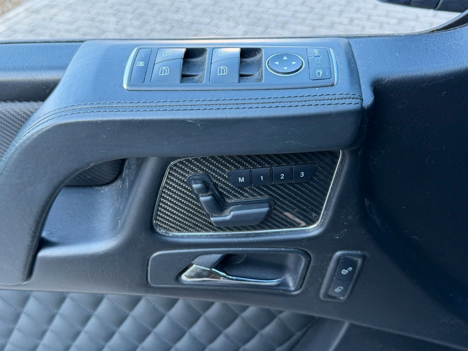 Mercedes-Benz G 63 AMG Exclusive Edition Designo H/K Sitzklima foto 15