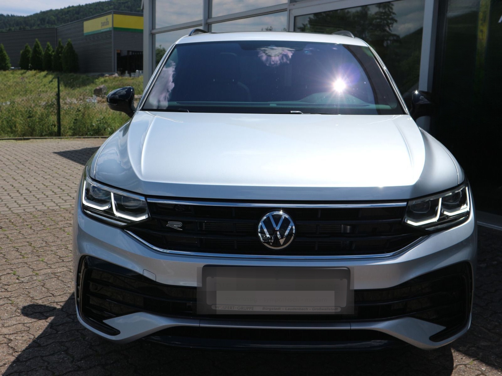 Volkswagen Tiguan R-Line 2.0 TDI 4M DSG AHK BlackStyle PANO foto 3