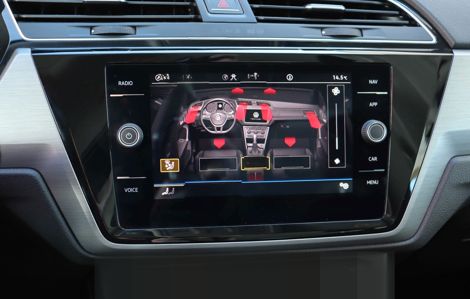 Volkswagen Touran 2.0 Comfortline BMT *1.Hd*Massage*LED*ACC foto 19