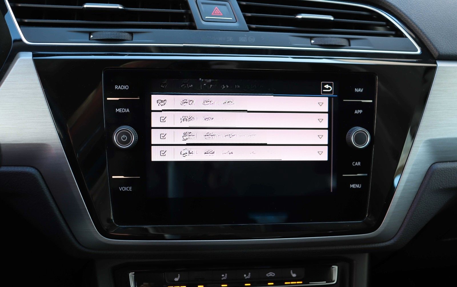 Volkswagen Touran 2.0 Comfortline BMT *1.Hd*Massage*LED*ACC foto 22