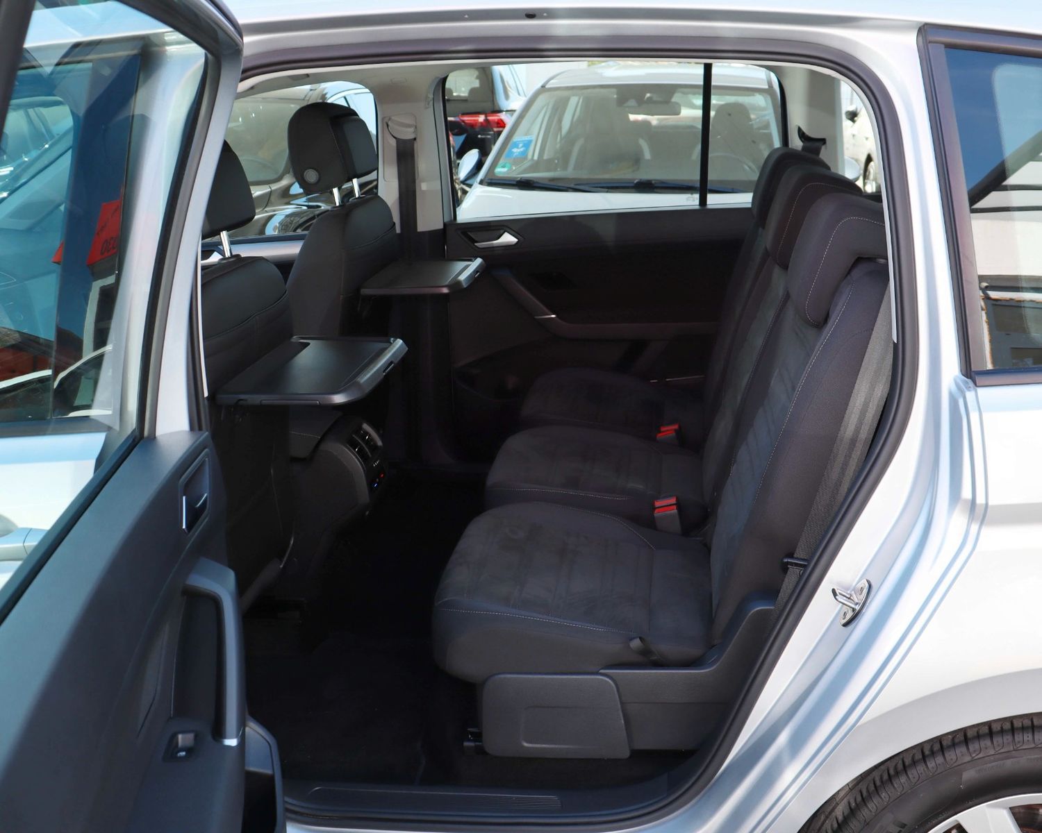 Volkswagen Touran 2.0 Comfortline BMT *1.Hd*Massage*LED*ACC foto 24