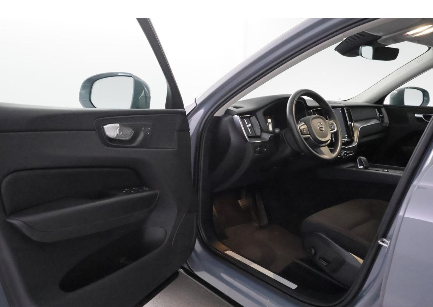 Volvo XC60 B4 Geartronic Core+LED+AHK+KAMERA+CARPLAY foto 16