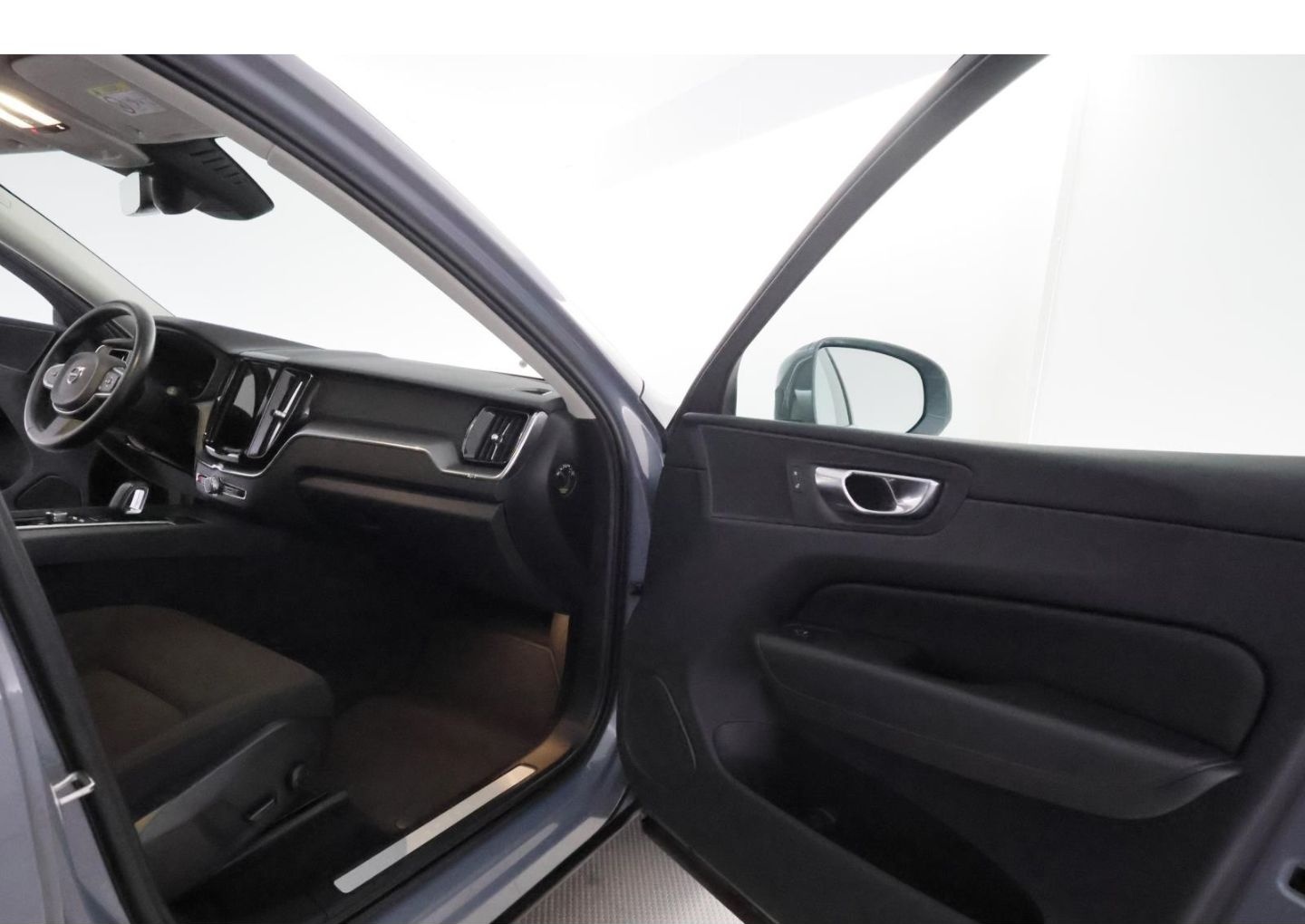 Volvo XC60 B4 Geartronic Core+LED+AHK+KAMERA+CARPLAY foto 21