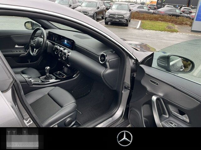 Mercedes-Benz CLA 180 PROGRESSIVE/LED/PTS/NAVI/AMG18ZOLL foto 4