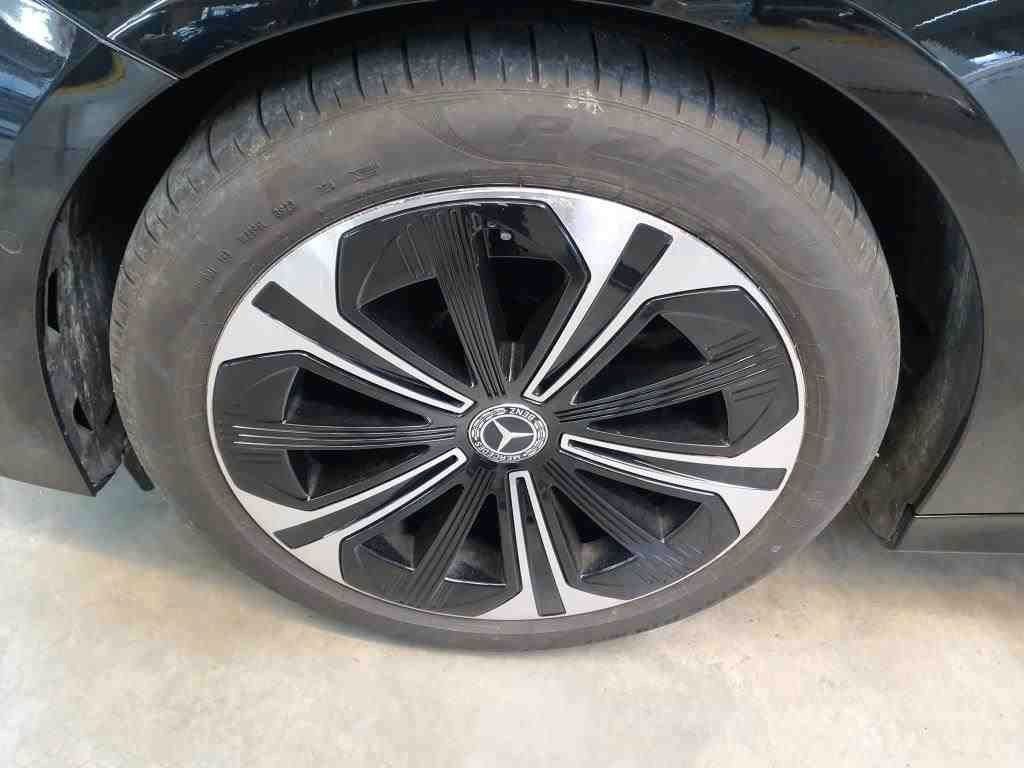 Mercedes-Benz E 220 d Avantgarde Advanced *19Zoll*PANORAMA* foto 3