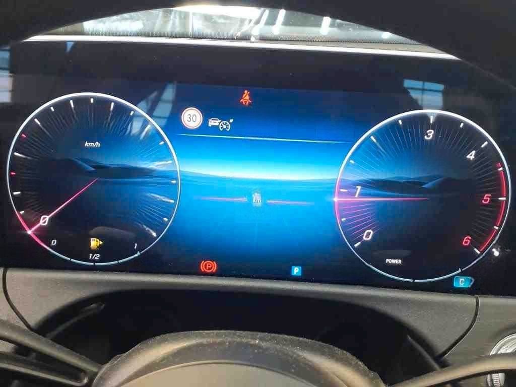 Mercedes-Benz E 220 d Avantgarde Advanced *19Zoll*PANORAMA* foto 5
