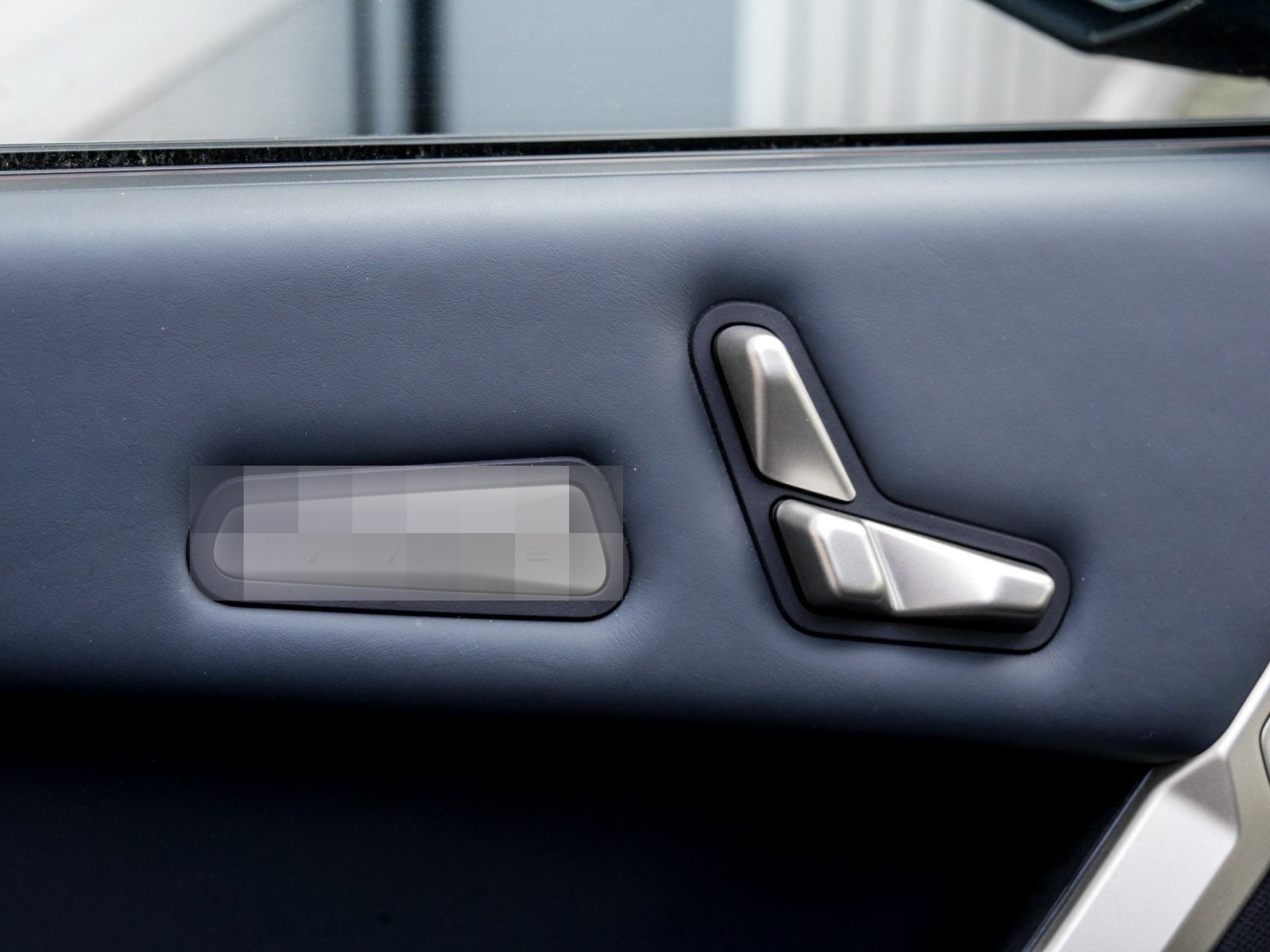 BMW iX xDrive40 Sportpaket Head-Up HK Laser DAProf foto 14